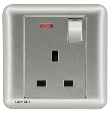DELTA®seata - 13A 1 Gang SP Switched Socket with Neon Indicator